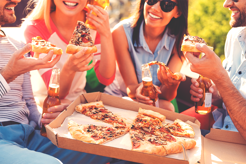 pizza com os amigos